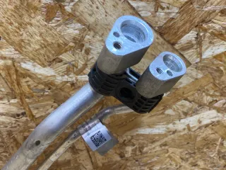 8W0816738P Трубка кондиционера Audi A4 B9 Арт 39366583, вид 2