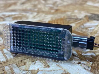 4E0947415 Фонарь салона (плафон) Audi A4 B9 Арт 39366547, вид 1