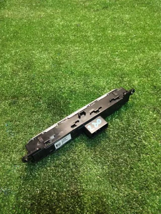 283E82672R Кнопка подогрева сидений Renault Megane 4 Арт 92659979, вид 2