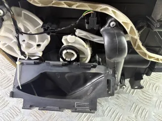9684492480 Корпус печки Peugeot 5008 Арт 92714228, вид 12