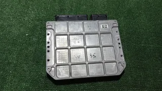 89661-47270 блок управления двигателем Toyota Prius 3 Арт 1123444, вид 2
