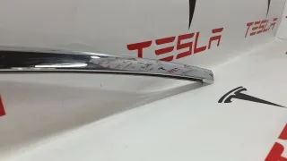 1032123-50-F Молдинг (накладка кузовная) Tesla model X Арт 99473035, вид 2