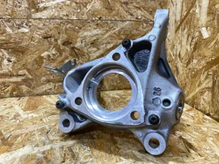 5Q0407253A кулак поворотный левый Volkswagen Passat B8 Арт 39367513, вид 1