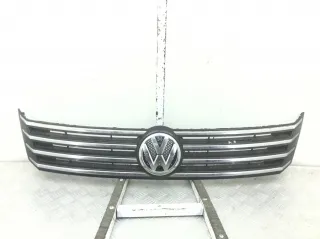  Решетка радиатора Volkswagen Passat B7 Арт 396432