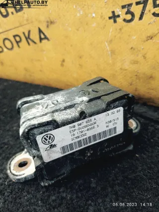 7H0907655A Датчик ускорения Skoda Octavia A5 Арт 140-2, вид 4