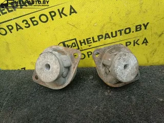  Подушка крепления двигателя Audi 100 C3 1.8л karb. Арт 71-8-37, вид 4