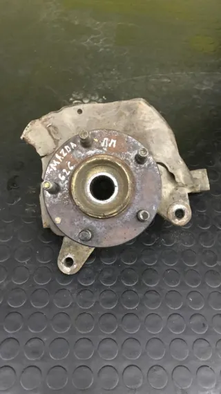 COMPREKS ступица передняя правая Mazda 626 GE Арт 84089152395, вид 5