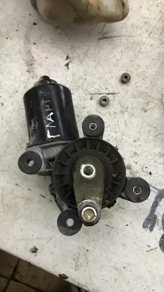  Моторчик передних стеклоочистителей (дворников) Mitsubishi Galant 7 Арт 84086177, вид 7