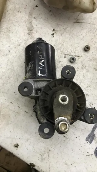  Моторчик передних стеклоочистителей (дворников) Mitsubishi Galant 7 Арт 84086177, вид 8