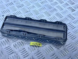 64228151887, 64.22-8151887 Решетка вентиляции кузова BMW 7 E65/E66 Арт 93038952