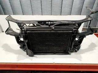  Панель передняя (телевизор) Audi A4 B7 Арт 93058039, вид 1