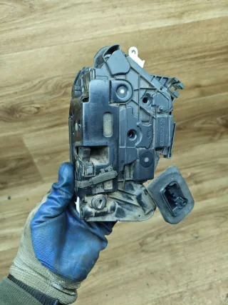 5K4839016F замок двери задней правой Volkswagen Polo 5 Арт 93583, вид 3