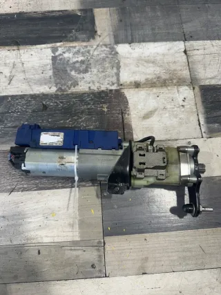 4F9827852G Моторчик (насос) подъема крышки багажника (3-5 двери) Audi A6 C6 (S6,RS6) Арт 93121804, вид 2