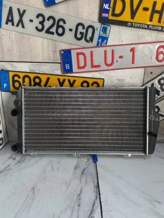  Радиатор основной Audi 100 C3 Арт 97319376, вид 1