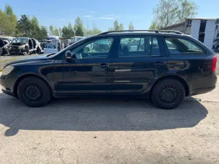  Панель передняя (телевизор) Skoda Octavia A5 restailing Арт 93210213, вид 3