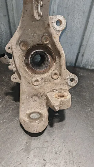  Кулак поворотный передний правый Audi A6 C6 (S6,RS6) Арт 93389208, вид 7