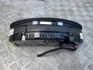 8E0920992M Щиток приборов (приборная панель) Audi A4 B7 Арт 93412859, вид 4