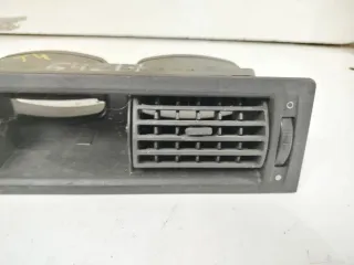 7D1819703B Дефлектор обдува салона Volkswagen Transporter T4 Арт 93413190, вид 4