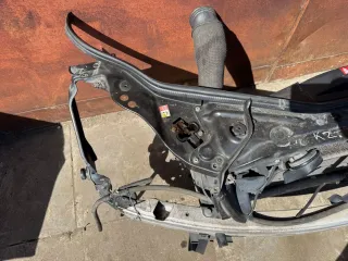  Панель передняя (телевизор) Mercedes CLS C219 Арт 93462430, вид 4