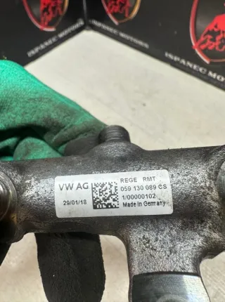 059130090cs Топливная рампа Audi Q7 4M Арт 40667, вид 4