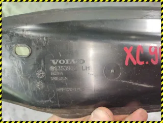 31353952 Пыльник крыла переднего левого Volvo XC90 2 Арт 93502529, вид 4