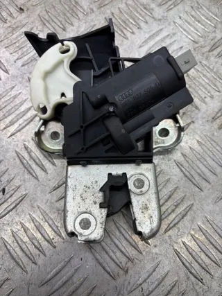 4F5827505D Замок крышки багажника Volkswagen Passat B6 Арт 93517259, вид 1