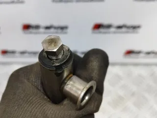 079133315AR Топливная рампа  Audi S8 Арт 02836, вид 6
