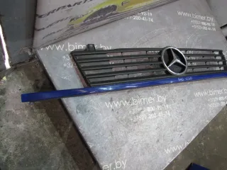 6388880415 Решетка радиатора Mercedes Vito W638 Арт 93570012, вид 2