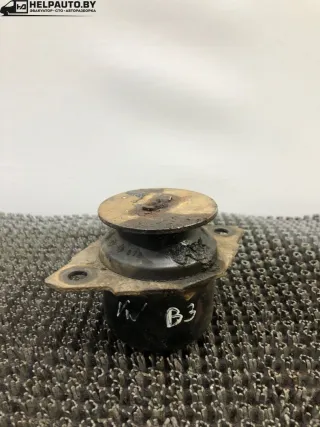  Подушка крепления двигателя Volkswagen Passat B3 Арт 71-8-285, вид 1