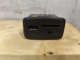 280237719R Разъем AUX / USB Renault Scenic 3 Арт 93694714, вид 1