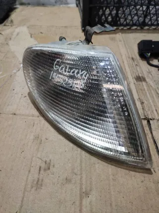  Поворотник правый Ford Galaxy 1 Арт 93705577, вид 1