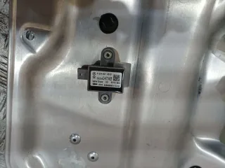 A2048210651 Датчик AirBag Mercedes C W204 Арт 51732-2, вид 3