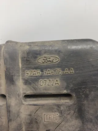 97AB9A675AA Воздухозаборник Ford Escort 6 Арт 042271, вид 3