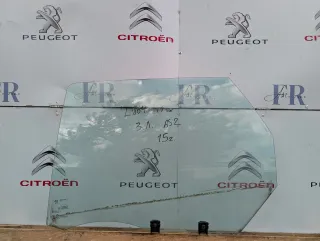  Стекло двери задней левой Peugeot 308 2 Арт L864423, вид 1
