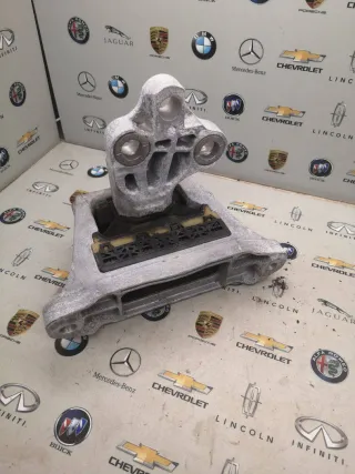84157571 Подушка крепления двигателя Chevrolet Equinox 3 Арт 8081-71-8-3, вид 2