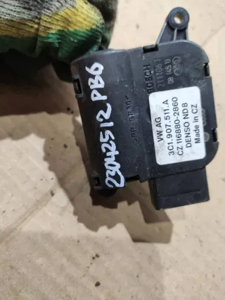 3C0907511A Моторчик заслонки печки Volkswagen Passat B6 Арт 93759673, вид 3