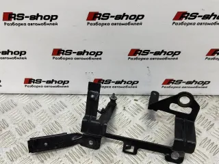 7P0819545B Кронштейн (крепление) Volkswagen Touareg 2 Арт 03195, вид 1