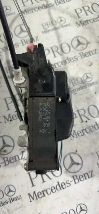 A6397201835 замок двери передней левой Mercedes Vito W639 Арт 17774, вид 3