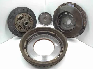 027105273D,   038141025L,   038141031,   AQM,   055141124H Комплект сцепления Volkswagen Golf 5 Арт 004467, вид 1