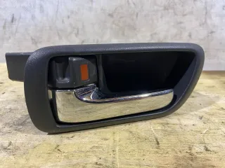  Ручка внутренняя задняя левая Toyota Corolla VERSO 2 Арт 93793578