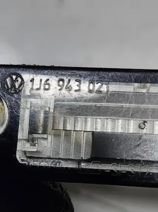 1J6943021 Подсветка номера Volkswagen Golf 4 Арт 93794697, вид 3