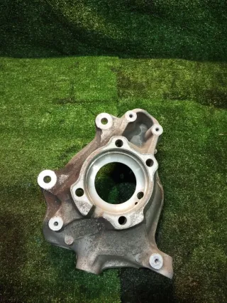 6878612 Кулак поворотный передний правый BMW 3 G20/G21 Арт 93820193, вид 1
