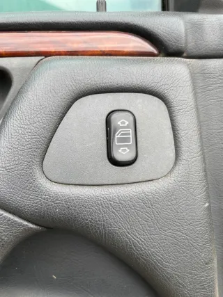  Кнопка стеклоподъемника заднего левого Mercedes E W210 Арт 93826250