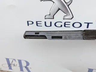 9800407477 Молдинг стекла двери задней левой наружный Peugeot 308 2 Арт L8640423, вид 5
