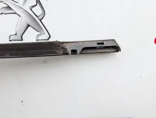 9800407477 Молдинг стекла двери задней левой наружный Peugeot 308 2 Арт L8640423, вид 4