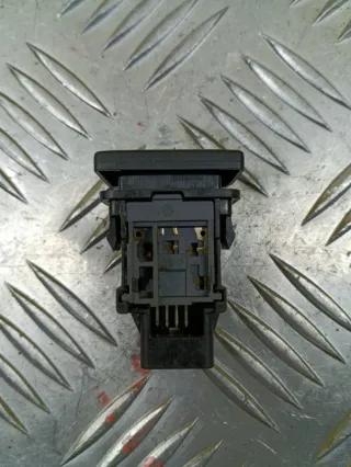849880C020 Кнопка антипробуксовочной системы Toyota Tundra 2 Арт 209364, вид 2