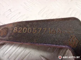 8200577165 Кронштейн двигателя Nissan Primastar Арт A25673_7, вид 4