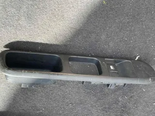  Кнопка стеклоподъемника переднего правого Peugeot 5008 Арт 93924281, вид 1