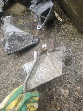 31503448546 Кронштейн полуоси BMW X3 E83 Арт 123513, вид 1