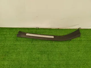 A1696800874 Накладка на порог внутренняя задняя правая Mercedes B W245 Арт 166477, вид 2